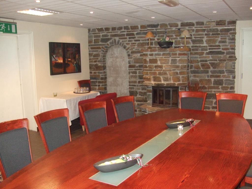 Klover Hotel Sauda Kültér fotó