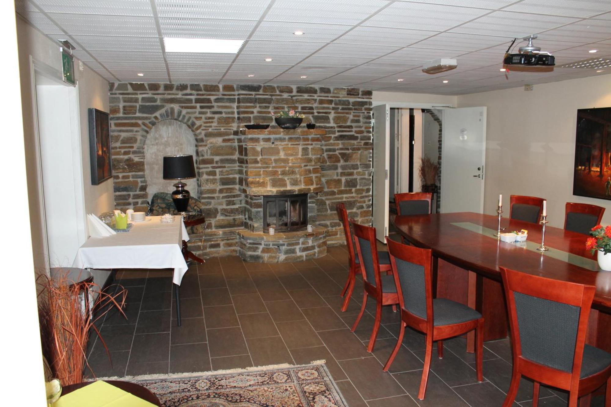 Klover Hotel Sauda Kültér fotó