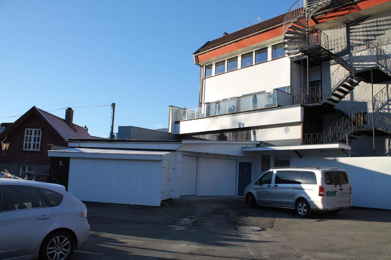 Klover Hotel Sauda Kültér fotó