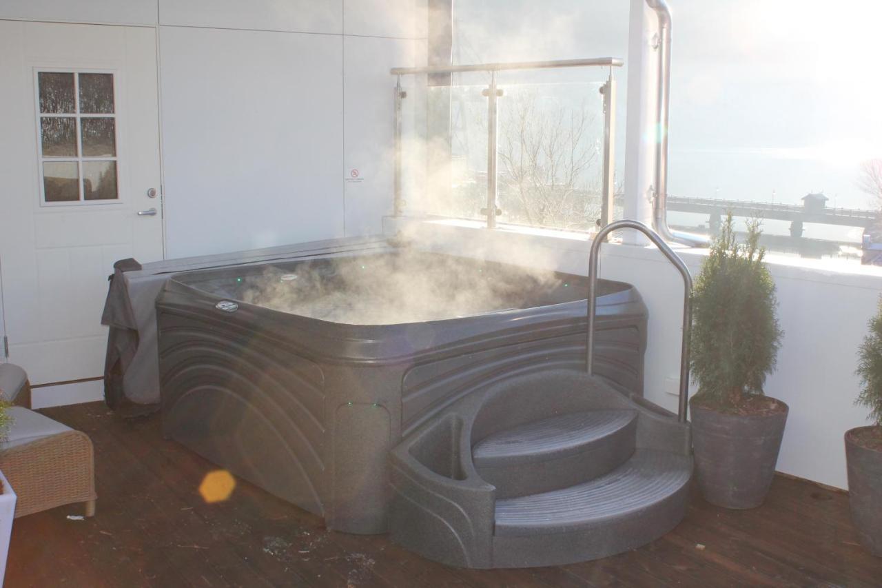 Klover Hotel Sauda Kültér fotó